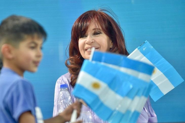 cristina-kirchner-acto-merlo-3jpeg