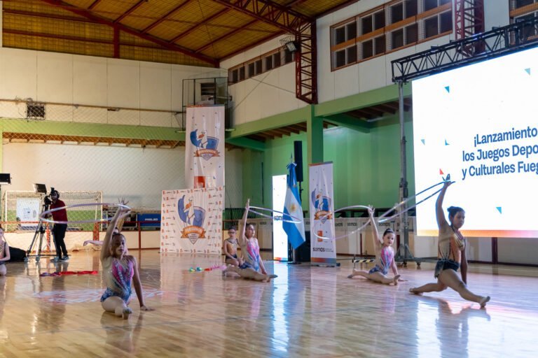 LA SECRETARÍA DE DEPORTES Y JUVENTUDES LANZÓ OFICIALMENTE EN USHUAIA LOS JUEGOS DEPORTIVOS Y CULTURALES FUEGUINOS