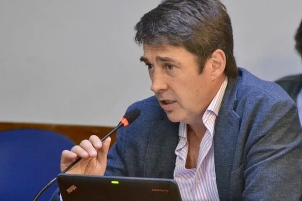 3e989058995c3aeeb146b8329dd75a39-3473bd26a819e0b3e120466660d411ea-1000stefani_tito