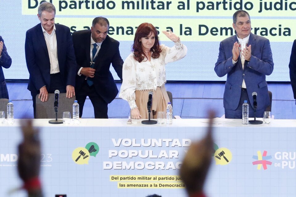708837-3a-20leandro