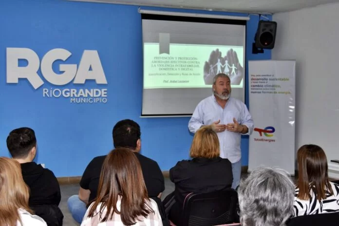 lazzaroni-charla