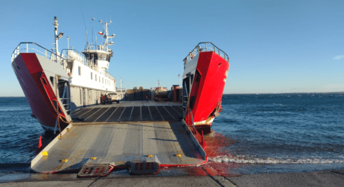 barcaza-primera-angostura-jpg