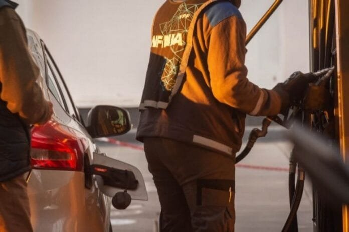 20241229041430_combustible