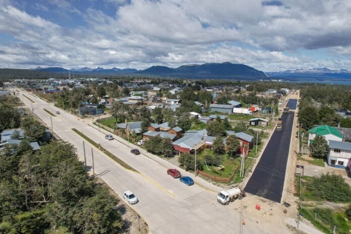 bc736d84-697e-4b69-8b8a-bc129cc45f86