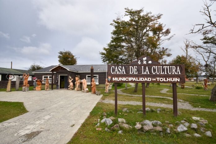 2c124001-f420-45d6-b135-f6459f8e6766