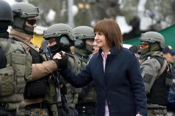 patricia-bullrich-gendarmeriajpg