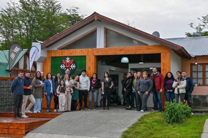 3d7d8227-bb38-40e0-b440-456998a3c67c