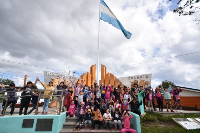 03902fca-452b-4fdf-a730-7b26ef6cde06