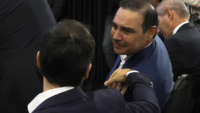 6837ba9ef1133_940_529!