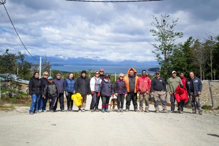 e950e07c-e5b8-487e-8c83-ec094a4cbd6e