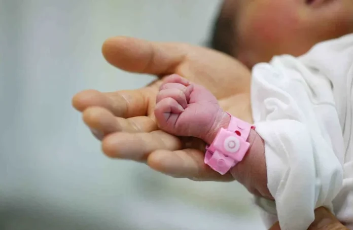 tasas-mortalidad-infantil-y-embarazos-adolescentes